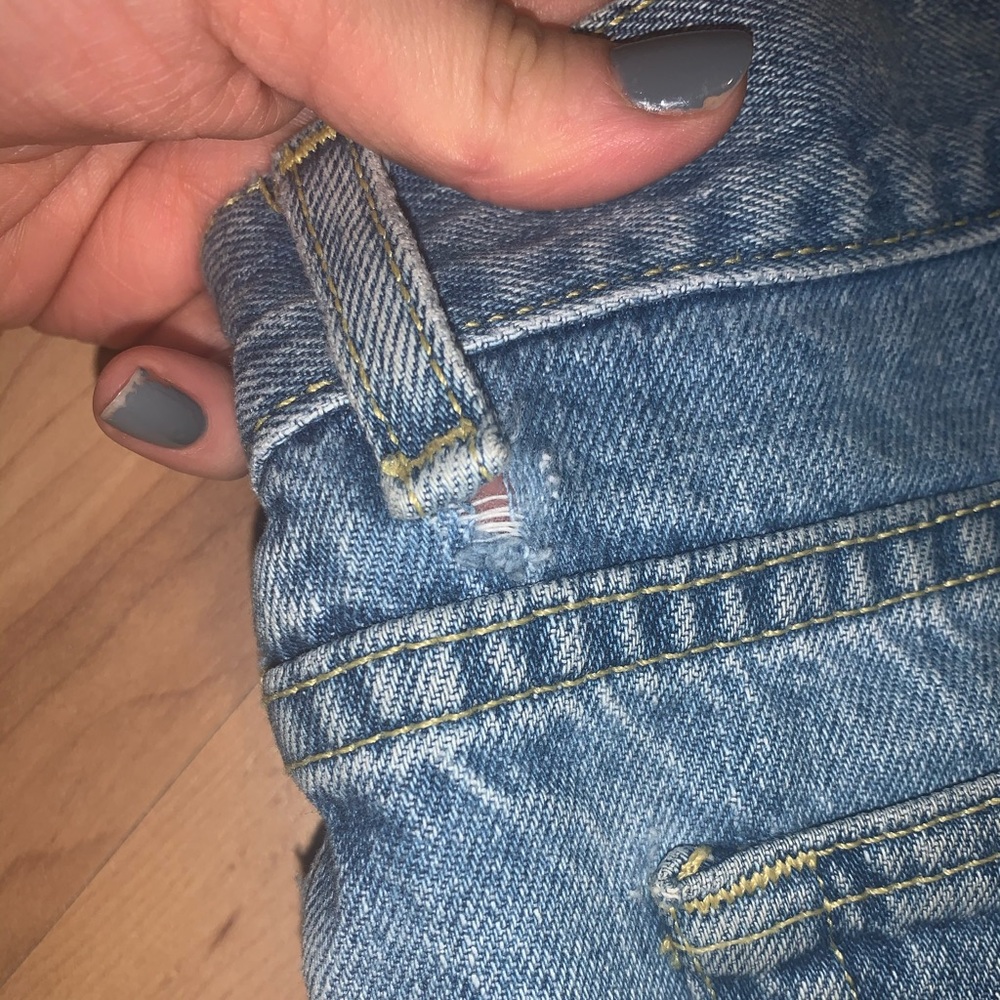 Vintage Tommy Hilfiger shorts - Picture 3 of 4
